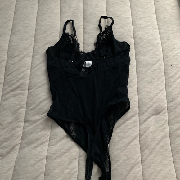 lace bodysuit - Picture 2 of 2